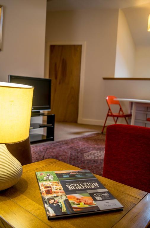 The Cobbles Inn Apartment Келсо Экстерьер фото
