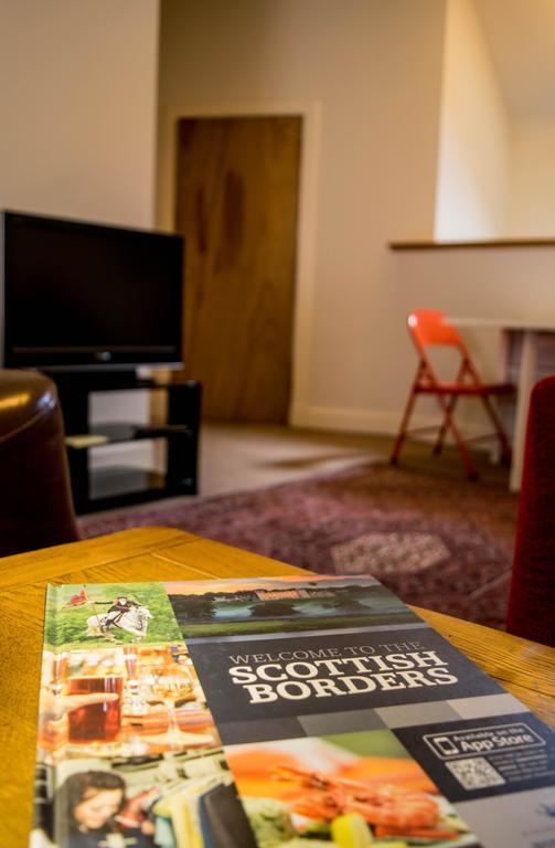 The Cobbles Inn Apartment Келсо Экстерьер фото